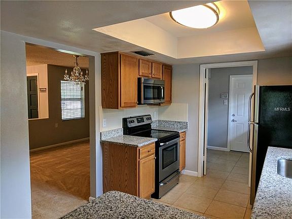 Stainless appliances and granite counter tops