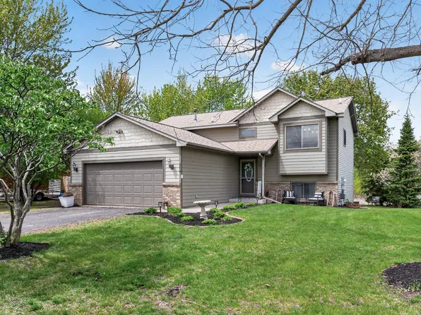 5420 134th St N, Hugo, MN 55038