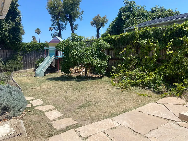 285 Shasta St — Photo 22