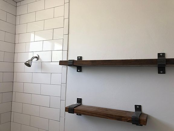 5th image of 10909 Morrison St APT 8