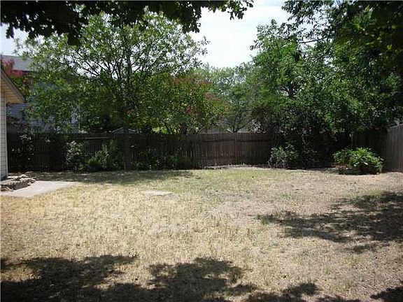 4th image of 1101 Ivybridge Dr