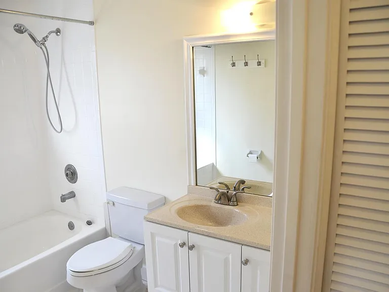 3355 Jaywood Ter #2140 — Photo 46