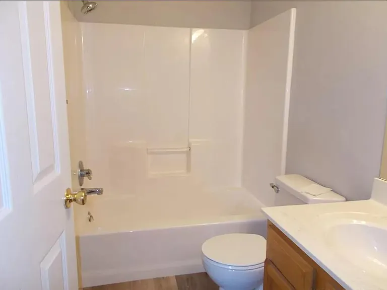 3420 N Quail Dr — Photo 4
