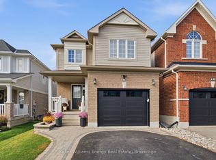8 Quackenbush St, Clarington, ON L1C 0E7