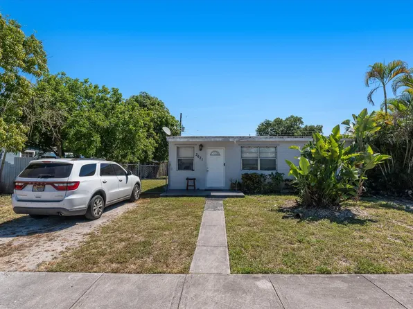 3621 SW 45th Terrace, West Park, FL 33023