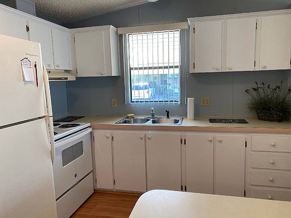 3rd image of 121 Buccaneer Dr #349