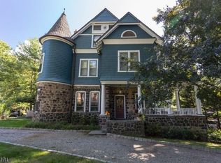 159 Summit Ave #3, Summit, NJ 07901