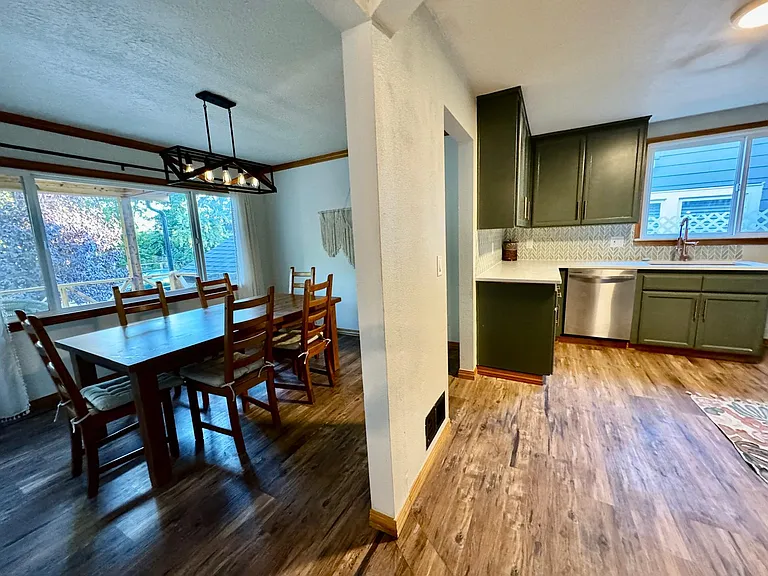 4915 NE Cleveland Ave — Photo 11