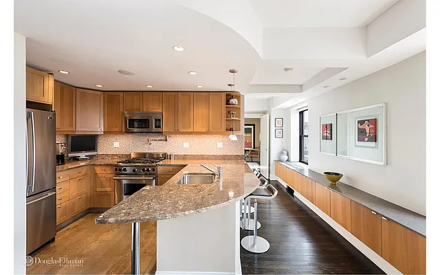 Sold by Douglas Elliman | media 13