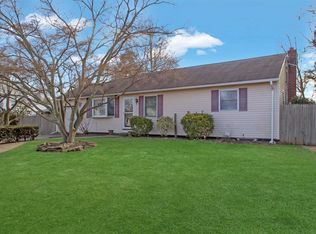 7 Helen St, Centereach, NY 11720