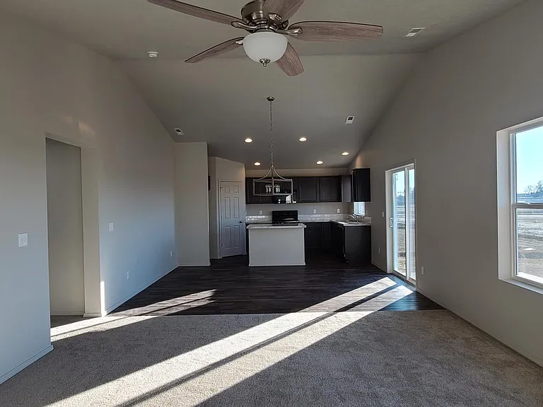 17745 N Pegram Way — Photo 3