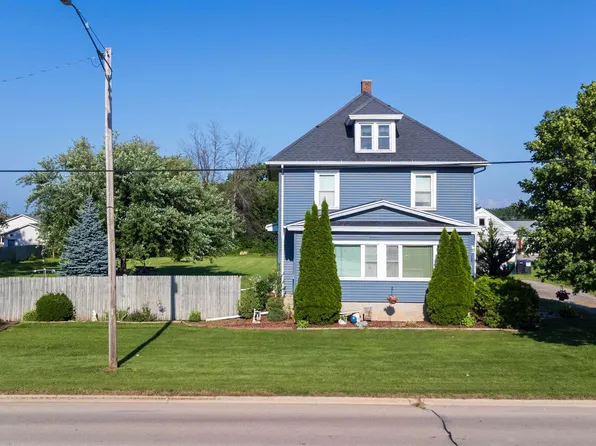 3168 Jackson St, Oshkosh, WI 54901