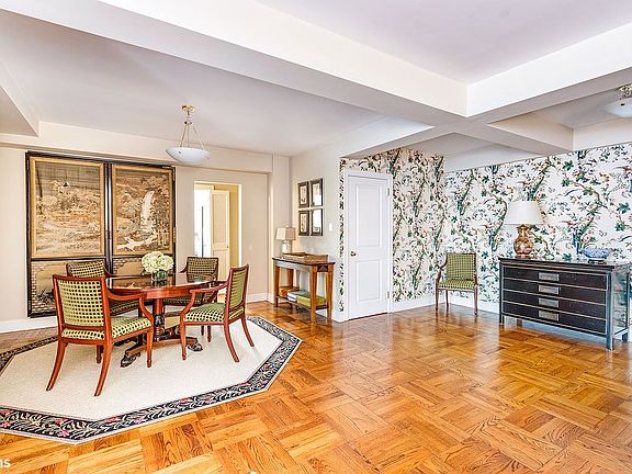 3rd image of 120 E 81st St APT 2B