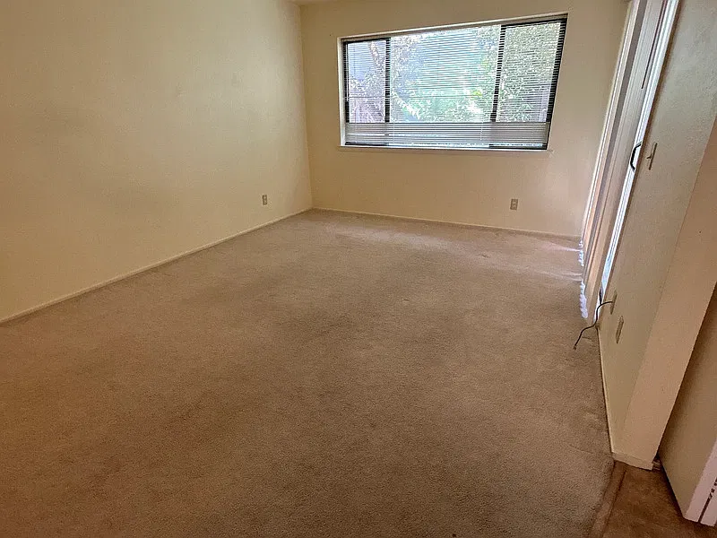 1 bed, 1.0 bath, 617 sqft, $1,660 — Photo 4