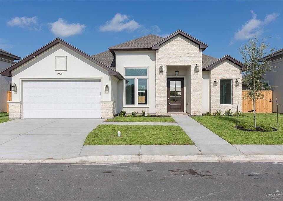 1st image of 2511 Zinnia St