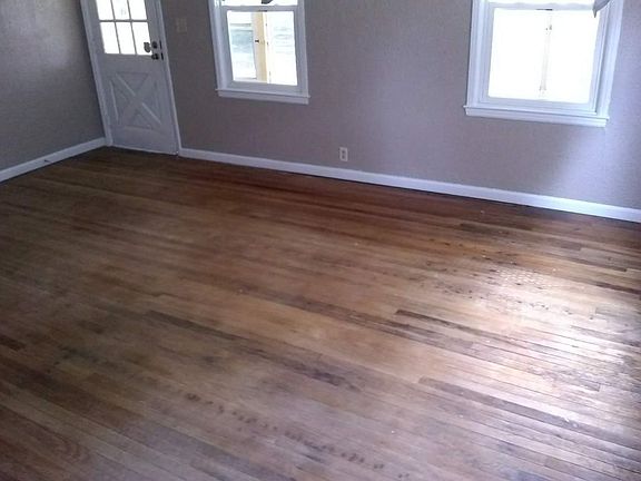 2nd image of 700 W Ohio St