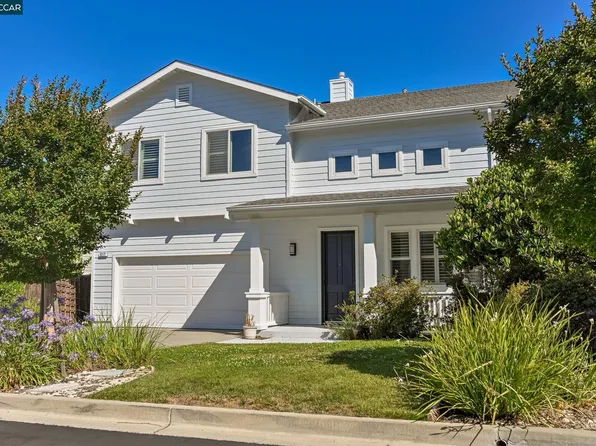 617 Maiden Ln E, Pinole, CA 94564