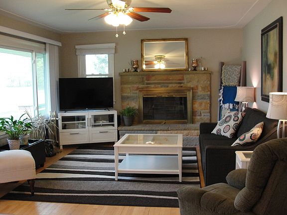 4th image of 8087 Cottonwood Dr