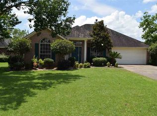 8055 Palmetto Dunes Cir, Beaumont, TX 77707