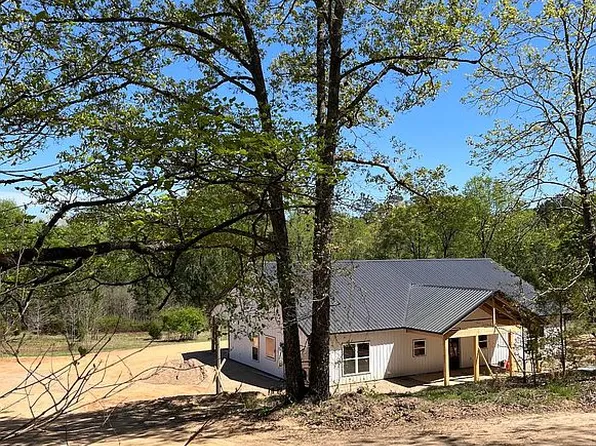 1341 Track Rd #A, Pelion, SC 29123