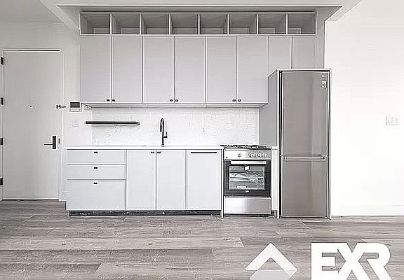 3rd image of 43 Claver Pl #3H