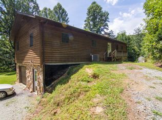944 Rhymer Branch Rd, Deep Gap, NC 28618