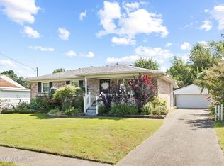 10823 Milwaukee Way, Louisville, KY 40272
