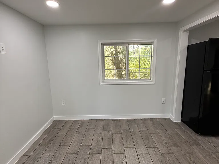 2566 Pleasant Valley Rd #A — Photo 7