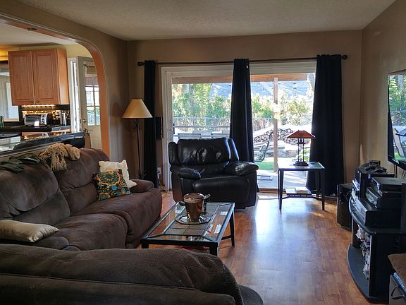 5th image of 10208 NW 20th Ave