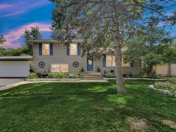 3343 E 78th Pl, Merrillville, IN 46410