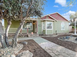 1085 E Academy Ave, Tulare, CA 93274