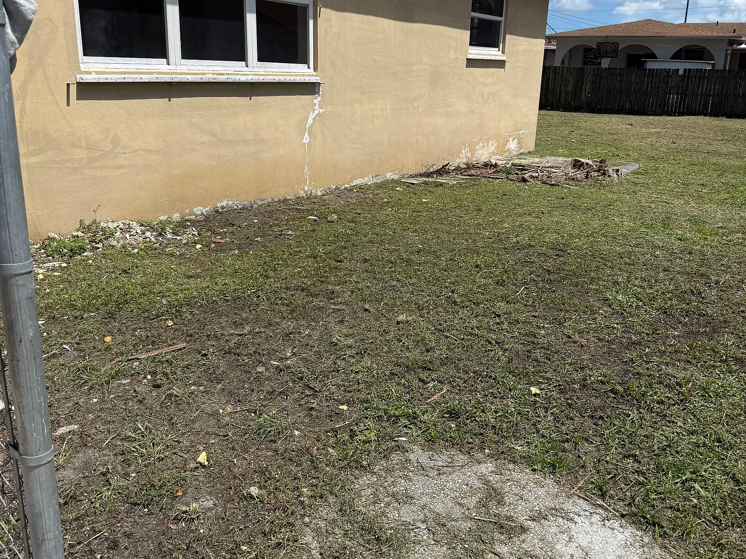 3 bed, 1300 sqft, $3,350 — Photo 2