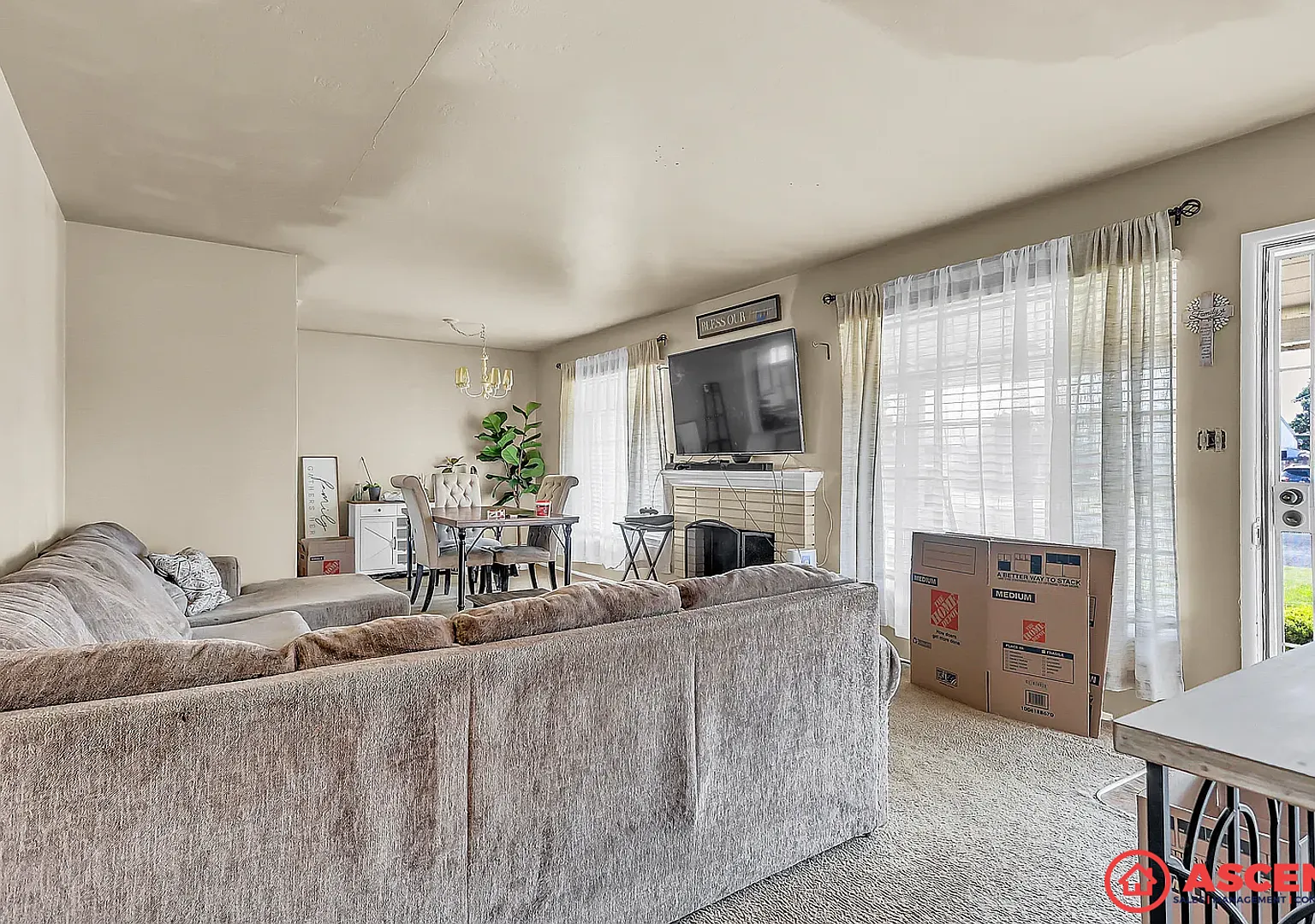 3720 Apache Ave — Photo 4