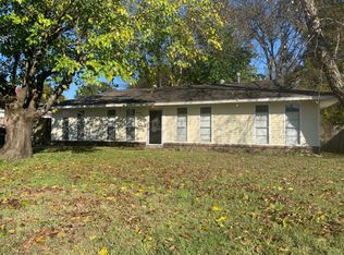 7910 Mustang Dr, Sherwood, AR 72120