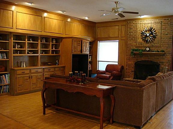 3rd image of 5005 Heritage Cir