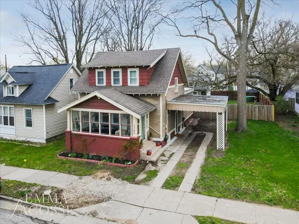 107 Ann St NE, Grand Rapids, MI 49505