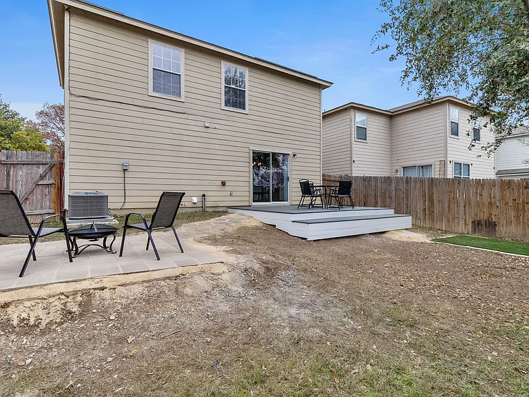 4611 Adkins Trl — Photo 25