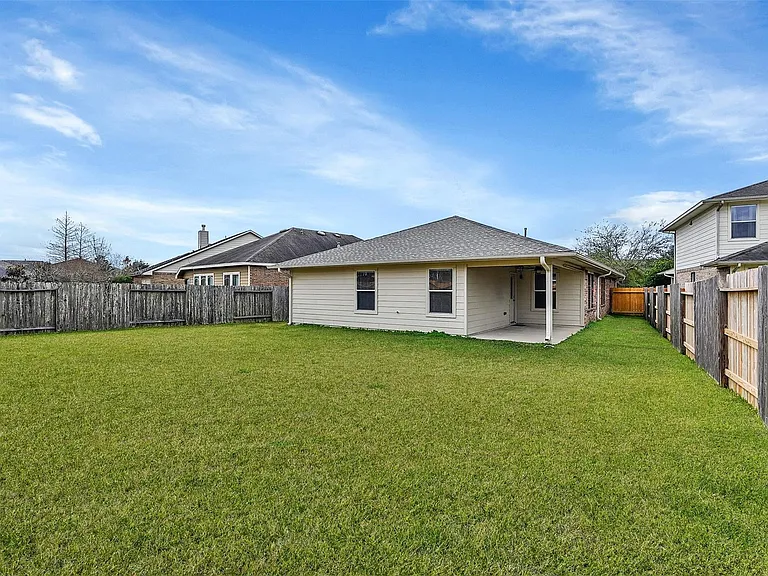 3011 Crescent Oaks Park Ln — Photo 24