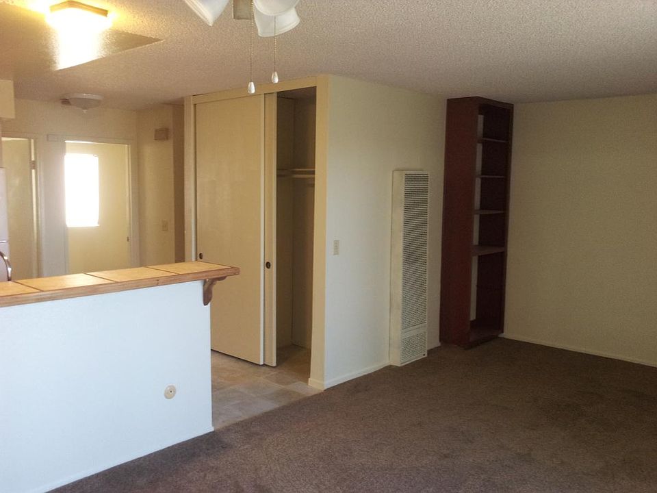 1st image of 3808 Swift Ave APT 6