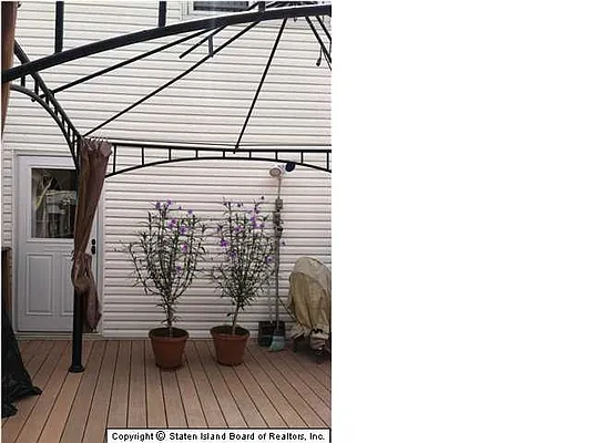 Sold by Robert DeFalco Realty | media 10