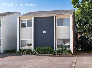 105 W 8th Ave, Columbus, OH 43201