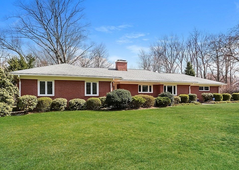 1st image of 84 Wheel Meadow Dr