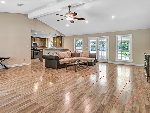 3rd image of 1800 Hondo Dr