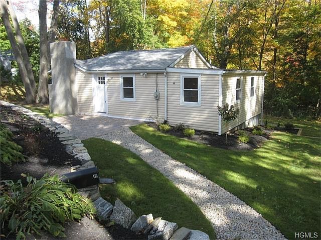 1st image of 46 Brewster Dr