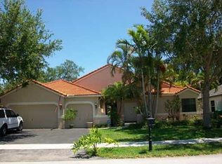 9341 Southern Orchard Rd N, Davie, FL 33328