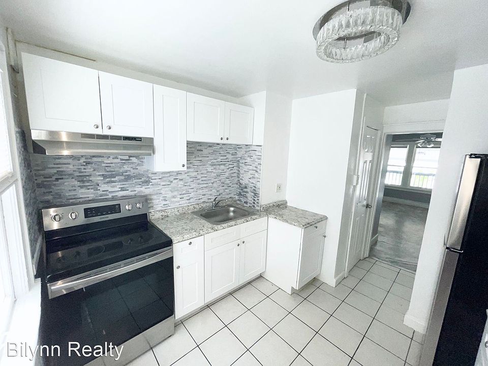 1st image of 433 Delmar Ter S #7