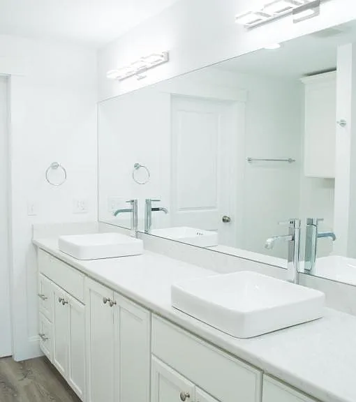 1409 Atlantic Hwy #7 — Photo 4