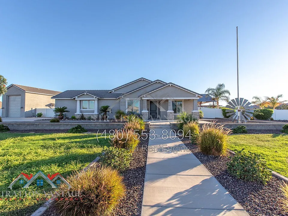 3283 W Roberts Rd