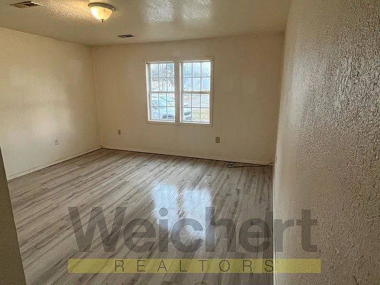 1402-1404 Jones St #301/303 — Photo 7
