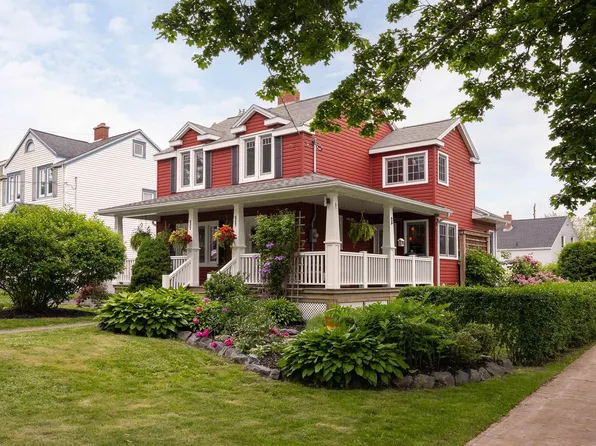 2500 Armcrescent West Ave, Halifax, NS B3L 3E3